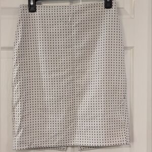 Express Lined Pencil Skirt - White with Black Diamond Print - Size 6